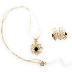 Silver Chain Flower Pendant And Earring Set